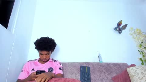 Snapshot of marcussmithx chatting on 12/07/24, 03:14 MARCUS online show from 12/07/24, 03:14