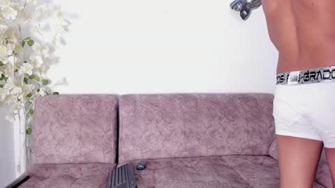 Snapshot of marcussmithx chatting on 01/31/25, 02:26 MARCUS online show from 01/31/25, 02:26