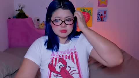 Snapshot of marcy_grey chatting on 07/07/26, 05:10 danna online show from 07/07/26, 05:10