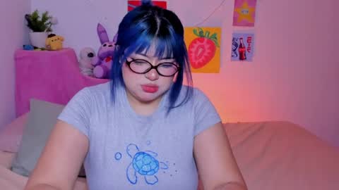 Snapshot of marcy_grey chatting on 07/26/26, 04:09 danna online show from 07/26/26, 04:09