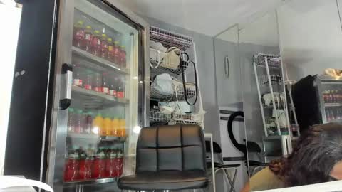 Snapshot of mareiaa chatting on 12/30/24, 07:53 Mareia online show from 12/30/24, 07:53