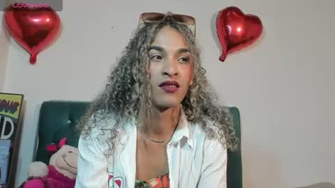Snapshot of marfilastrom chatting on 06/13/26, 02:42 marfilastrom online show from 06/13/26, 02:42
