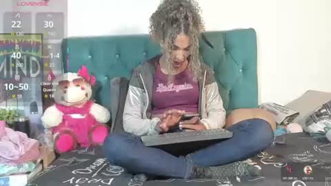 Snapshot of marfilastrom chatting on 06/17/26, 02:47 marfilastrom online show from 06/17/26, 02:47