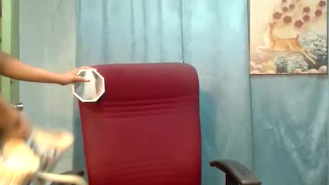 Snapshot of margamondragon10 chatting on 01/06/26, 10:52 Marven online show from 01/06/26, 10:52