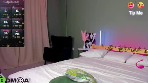 Margaret Clark online show from 12/12/24, 06:03