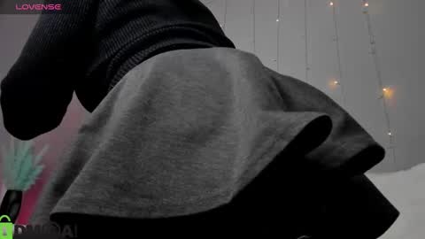 Margaret Clark online show from 01/31/25, 03:30