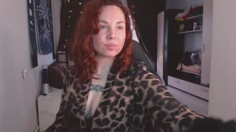 Snapshot of margaret_wilson chatting on 11/03/25, 01:12 Margaret online show from 11/03/25, 01:12