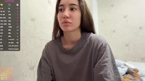 Snapshot of margaretawieczorek chatting on 06/24/26, 02:21 Emily online show from 06/24/26, 02:21