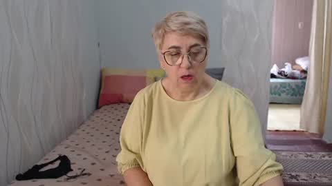 Snapshot of margaretstar chatting on 06/24/26, 10:14 MargaretStar online show from 06/24/26, 10:14