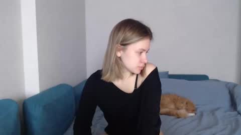 Snapshot of margaretstrein chatting on 02/15/25, 07:06 Alex and Jane online show from 02/15/25, 07:06