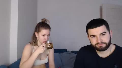 Snapshot of margaretstrein chatting on 02/25/25, 04:35 Alex and Jane online show from 02/25/25, 04:35