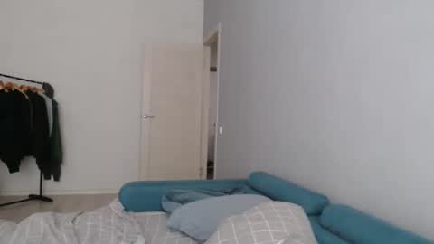 Snapshot of margaretstrein chatting on 09/13/25, 08:47 Alex and Jane online show from 09/13/25, 08:47