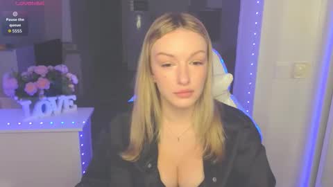 Snapshot of margaretsweet1 chatting on 11/10/25, 01:26 Margaret online show from 11/10/25, 01:26