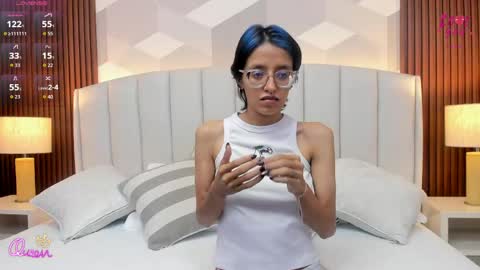 Snapshot of marge_lasander chatting on 04/24/26, 01:30 Aitana online show from 04/24/26, 01:30