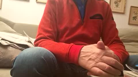 Snapshot of marginalie chatting on 10/29/25, 05:36 marginalie online show from 10/29/25, 05:36