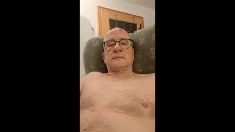 marginalie online show from 12/18/25, 07:14