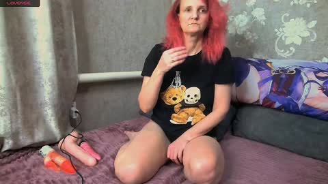 Snapshot of margo_and_alexxxlev chatting on 01/29/25, 02:21 Margo and Alex online show from 01/29/25, 02:21