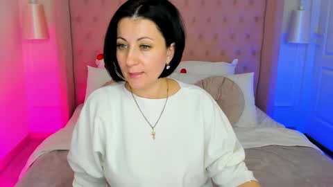 Snapshot of margobloom chatting on 03/19/26, 01:48 Margo online show from 03/19/26, 01:48