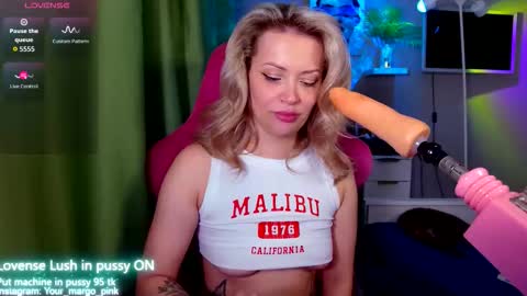 Snapshot of margohotty chatting on 10/18/25, 04:26 Margo for you   online show from 10/18/25, 04:26