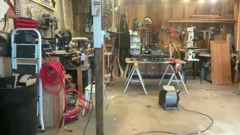 Elle online show from 04/01/26, 02:36