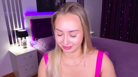 Snapshot of margosugar chatting on 09/22/25, 06:26 MargoSugar online show from 09/22/25, 06:26