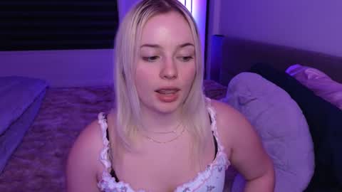 margot_robbie7 online show from 01/07/26, 01:52