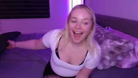 margot_robbie7 online show from 03/10/26, 01:10