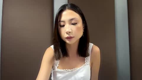 Snapshot of margturcotte chatting on 06/10/26, 01:43 Lily online show from 06/10/26, 01:43