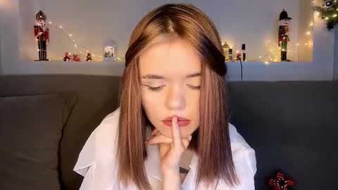 Lina online show from 01/10/26, 10:47