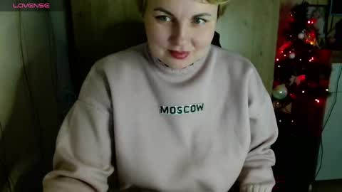 Mari online show from 12/19/25, 06:31