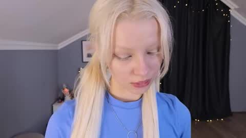 Milena online show from 03/05/26, 11:06