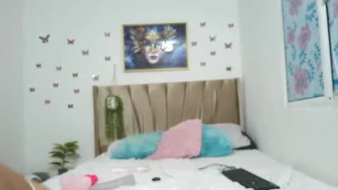 mari_curls online show from 09/22/25, 03:41