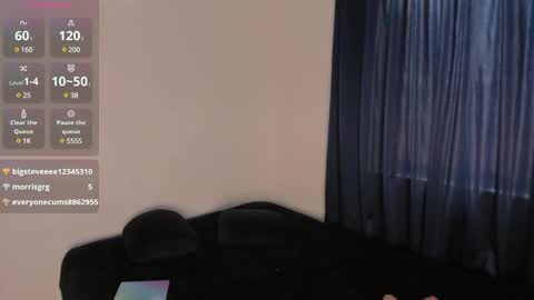 Snapshot of mari_mar69 chatting on 12/21/24, 12:49 mari_mar69 online show from 12/21/24, 12:49