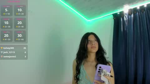 Snapshot of mari_mar69 chatting on 01/04/25, 12:49 mari_mar69 online show from 01/04/25, 12:49