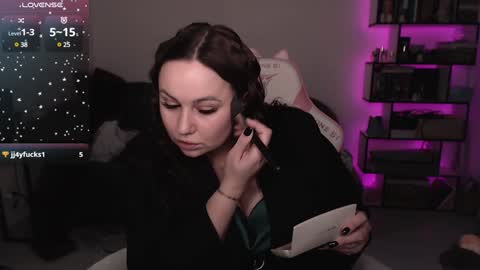 Snapshot of mari_moore7 chatting on 01/31/25, 09:37 mari moore online show from 01/31/25, 09:37