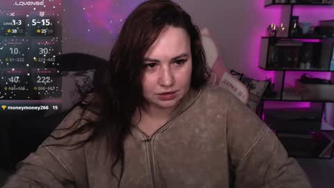 Snapshot of mari_moore7 chatting on 02/12/25, 10:24 mari moore online show from 02/12/25, 10:24