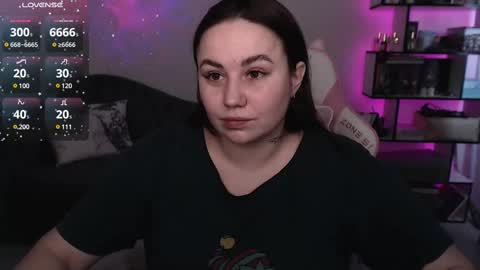 Snapshot of mari_moore7 chatting on 02/17/25, 09:35 mari moore online show from 02/17/25, 09:35