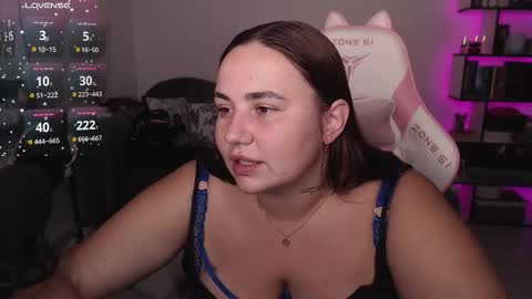 Snapshot of mari_moore7 chatting on 09/16/25, 07:53 mari moore online show from 09/16/25, 07:53