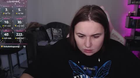 Snapshot of mari_moore7 chatting on 10/03/25, 08:44 mari moore online show from 10/03/25, 08:44