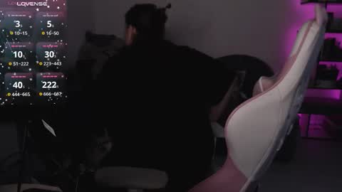 Snapshot of mari_moore7 chatting on 10/24/25, 07:16 mari moore online show from 10/24/25, 07:16