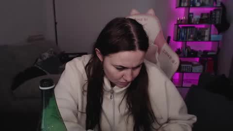 mari moore online show from 02/17/26, 07:16