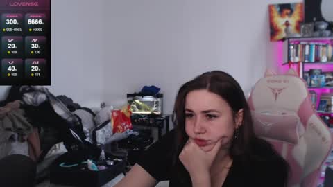 mari moore online show from 06/01/26, 08:27