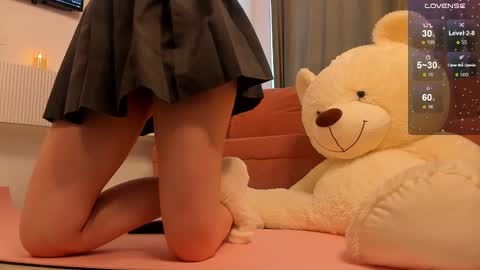 Snapshot of mari_nett chatting on 02/06/25, 10:15 mari_nett online show from 02/06/25, 10:15