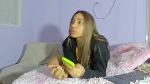 Meli-Mari  online show from 01/07/25, 06:05