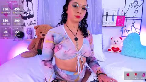 Snapshot of mari_sweett chatting on 05/11/26, 07:33 Mari Sweett online show from 05/11/26, 07:33