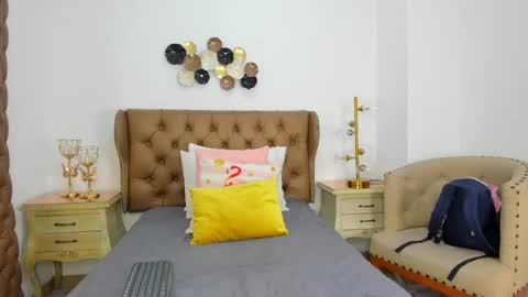 Maria online show from 04/18/26, 06:23