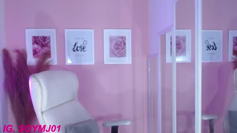 Snapshot of maria_jones chatting on 12/19/24, 12:12 Instagram soymj01 online show from 12/19/24, 12:12