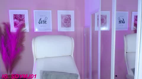 Snapshot of maria_jones chatting on 12/19/24, 03:19 Instagram soymj01 online show from 12/19/24, 03:19