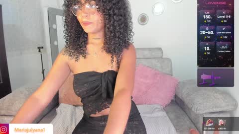 Snapshot of maria_julyana chatting on 01/19/25, 05:48 V A N E S S A  online show from 01/19/25, 05:48