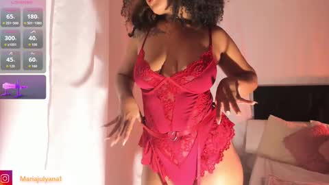 Snapshot of maria_julyana chatting on 09/27/25, 05:56 V A N E S S A  online show from 09/27/25, 05:56